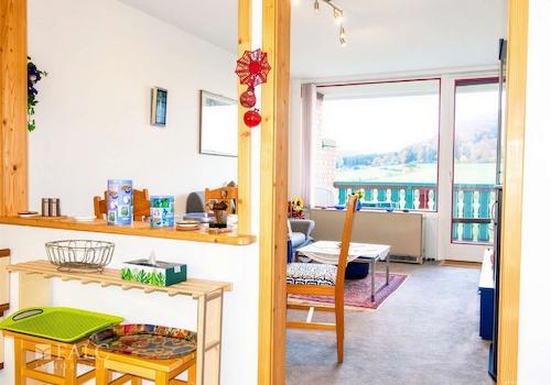 Kochen, Wohnen, KI bearbeitet