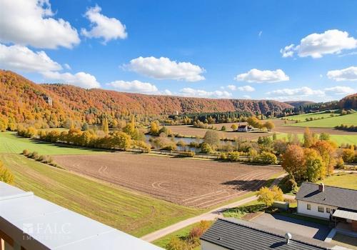 Fernblick Altmühltal, KI bearbeitet
