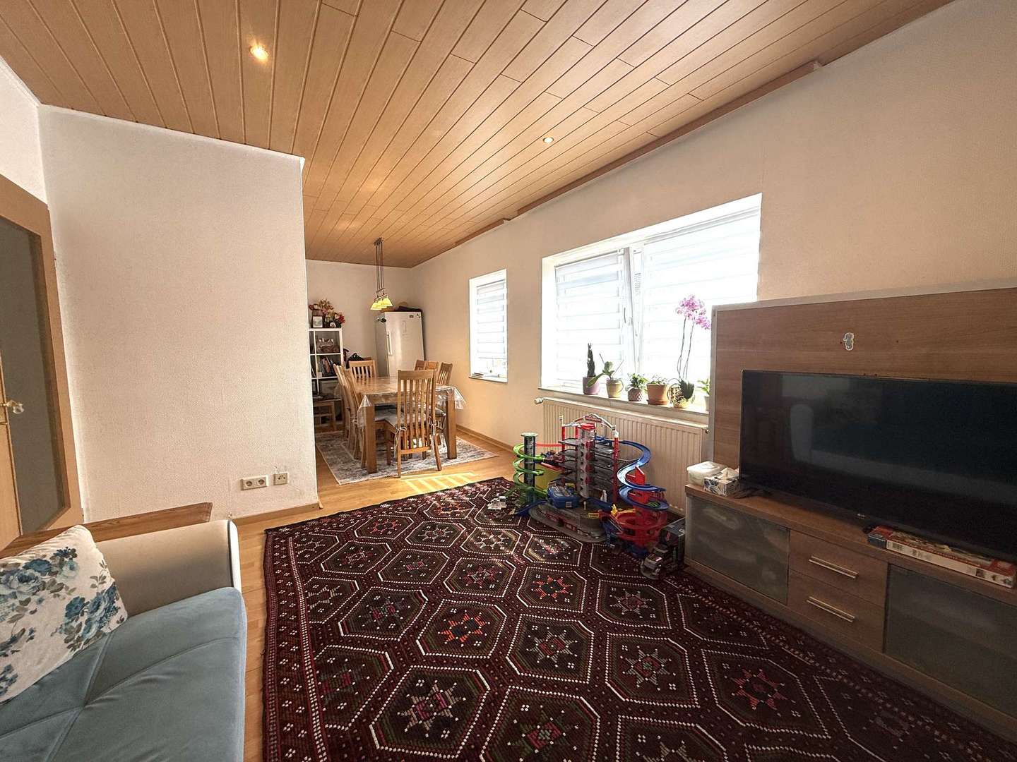 Wohn-/Esszimmer OG