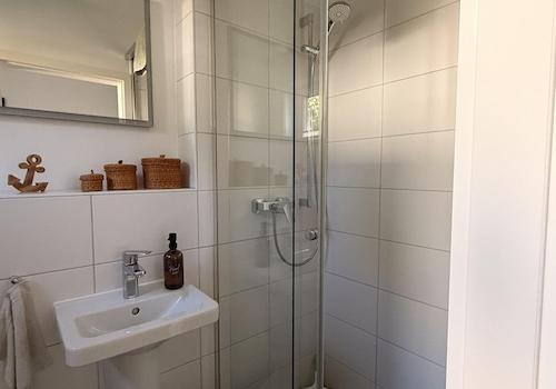 Gästebad / Dusche EG