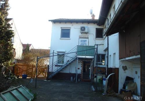 Hausrückansicht