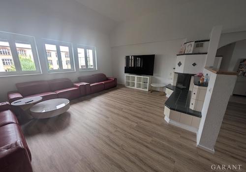 1. OG Wohnzimmer B1