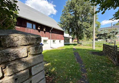 Zuwegung Blick zur Straße