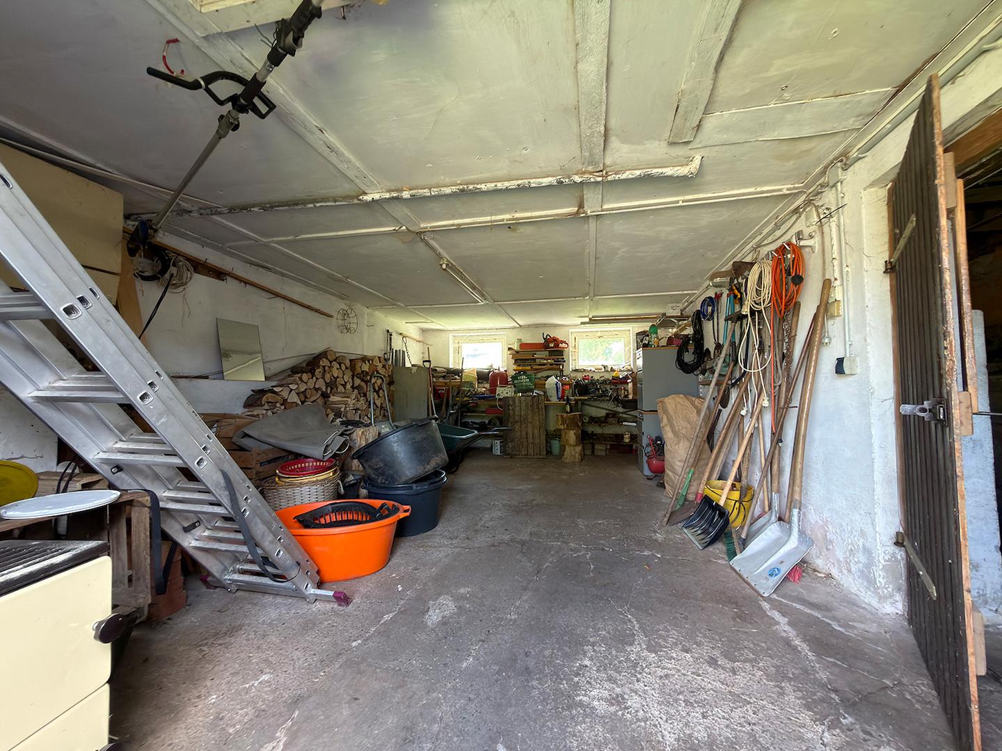 Blick in die Garage 1