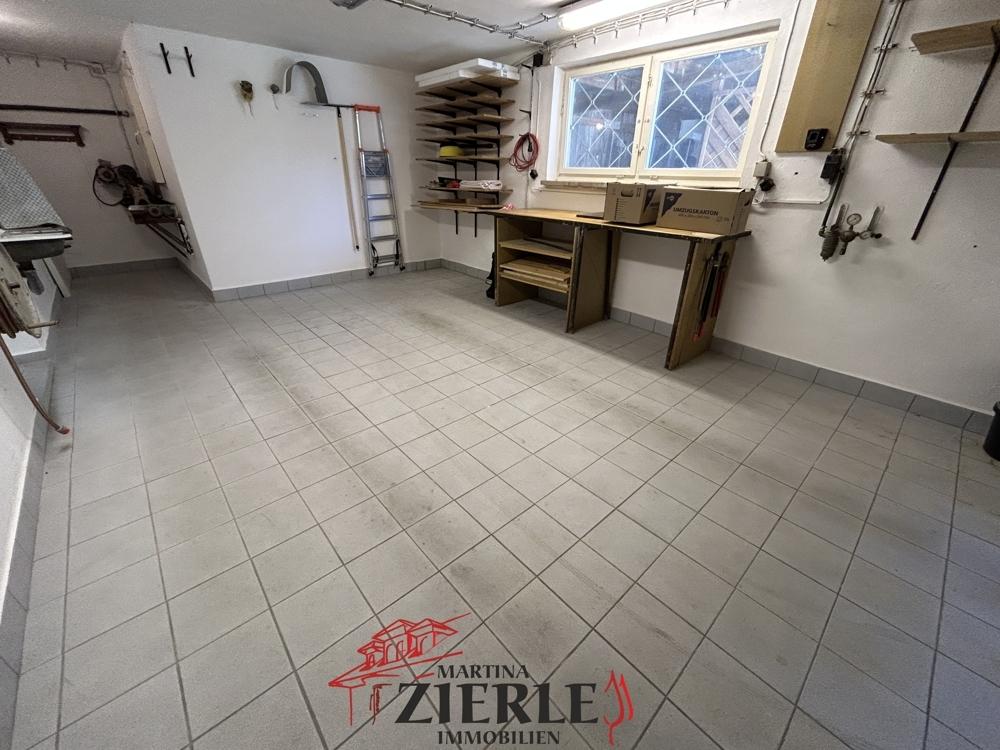 17_Garage