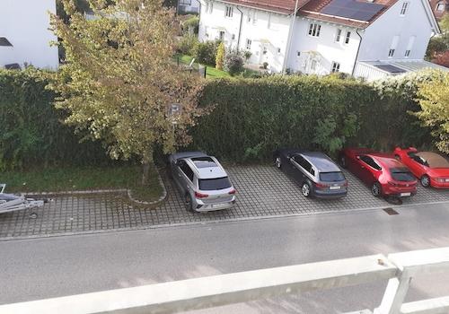 öffentl.Parkpl.direkt gegenüb.