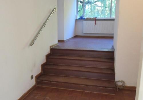 Stufen zur Wohnküche