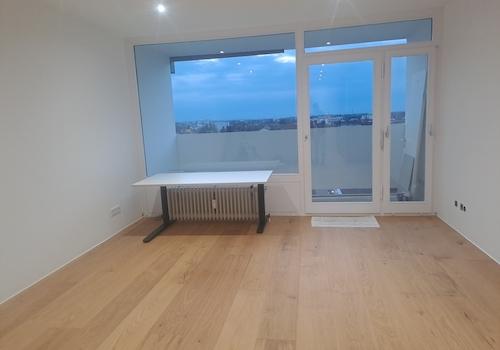 weiter freier S/W Blick