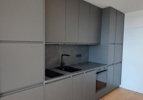 Vollküche/Kleiderschrank