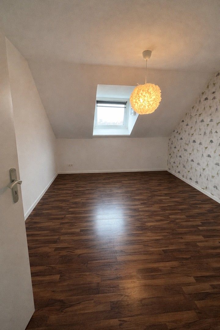 Schlafzimmer II