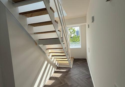 Flur - Zugang zur Dachterrasse