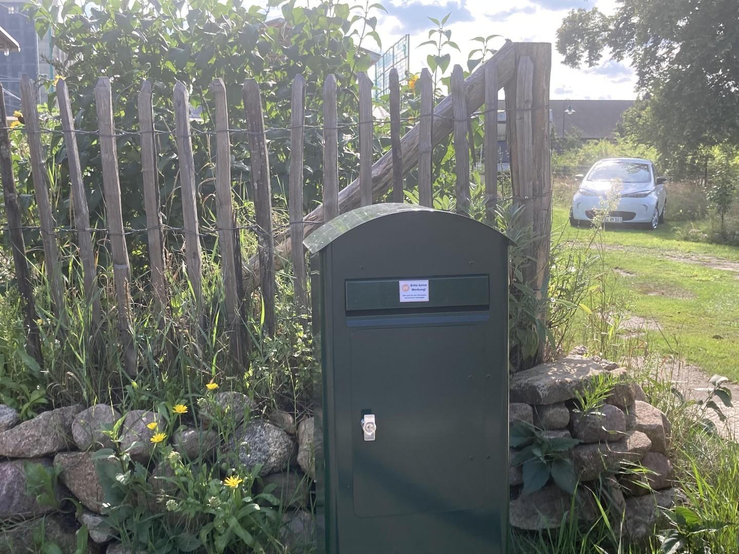 Briefkasten an der Straße