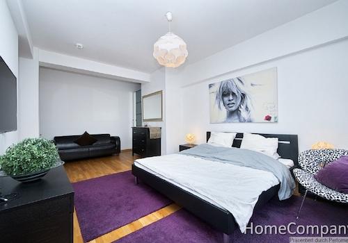 Schlafzimmer 2