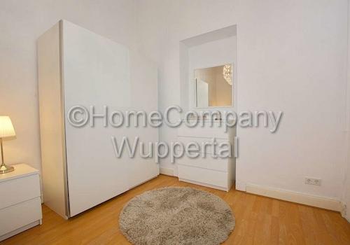 Kleiderschrank
