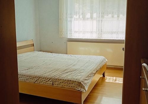 Schlafzimmer Eltern