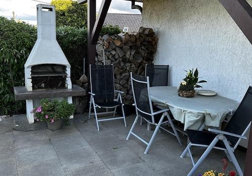Terrasse mit Grill