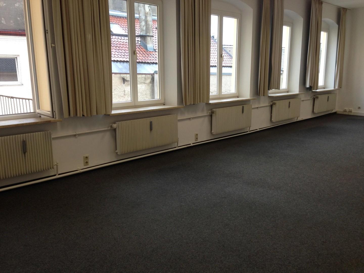 2. Stock Raum 4