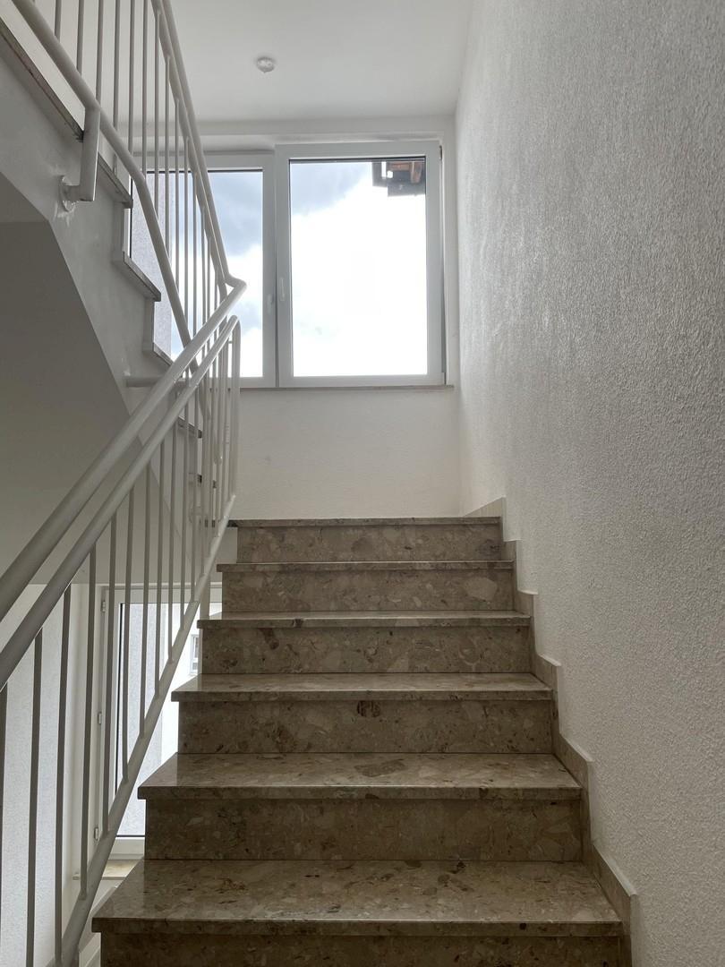 Treppe zum 4. OG