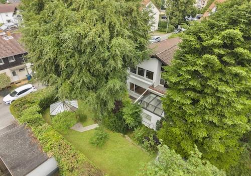 Freistehendes Einfamilienhaus 