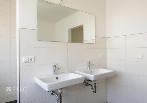   Badezimmer 1 