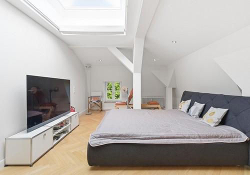 Schlafzimmer im DG