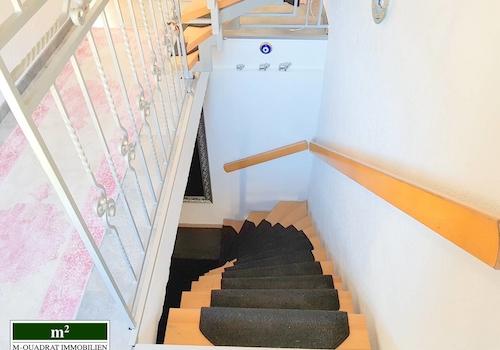 Treppe zum EG