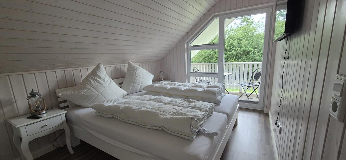 OG Schlafzimmer 2