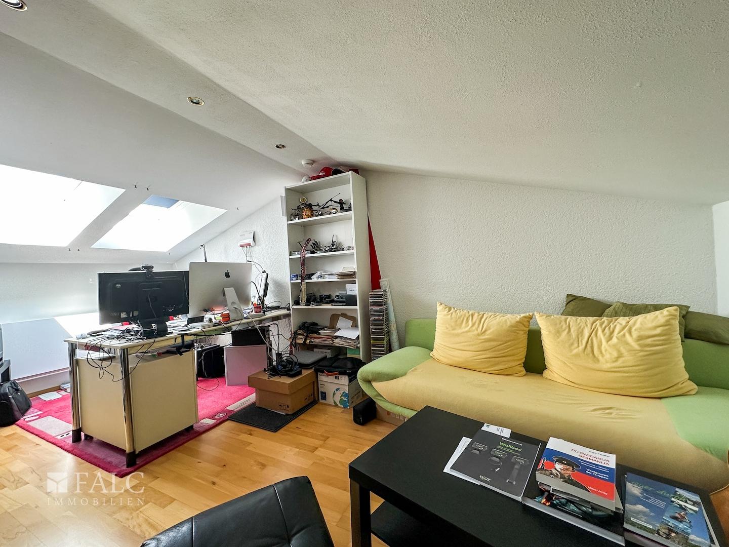 *Büro DG