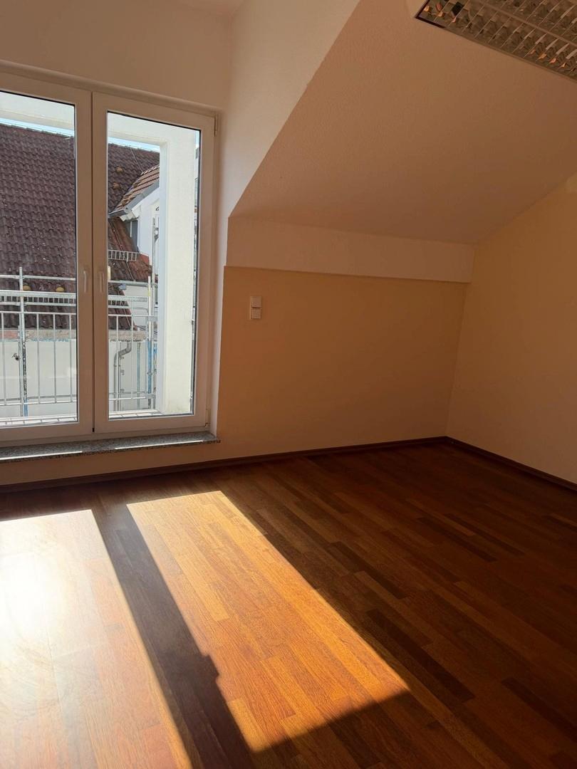 Kinder-/Arbeitszimmer