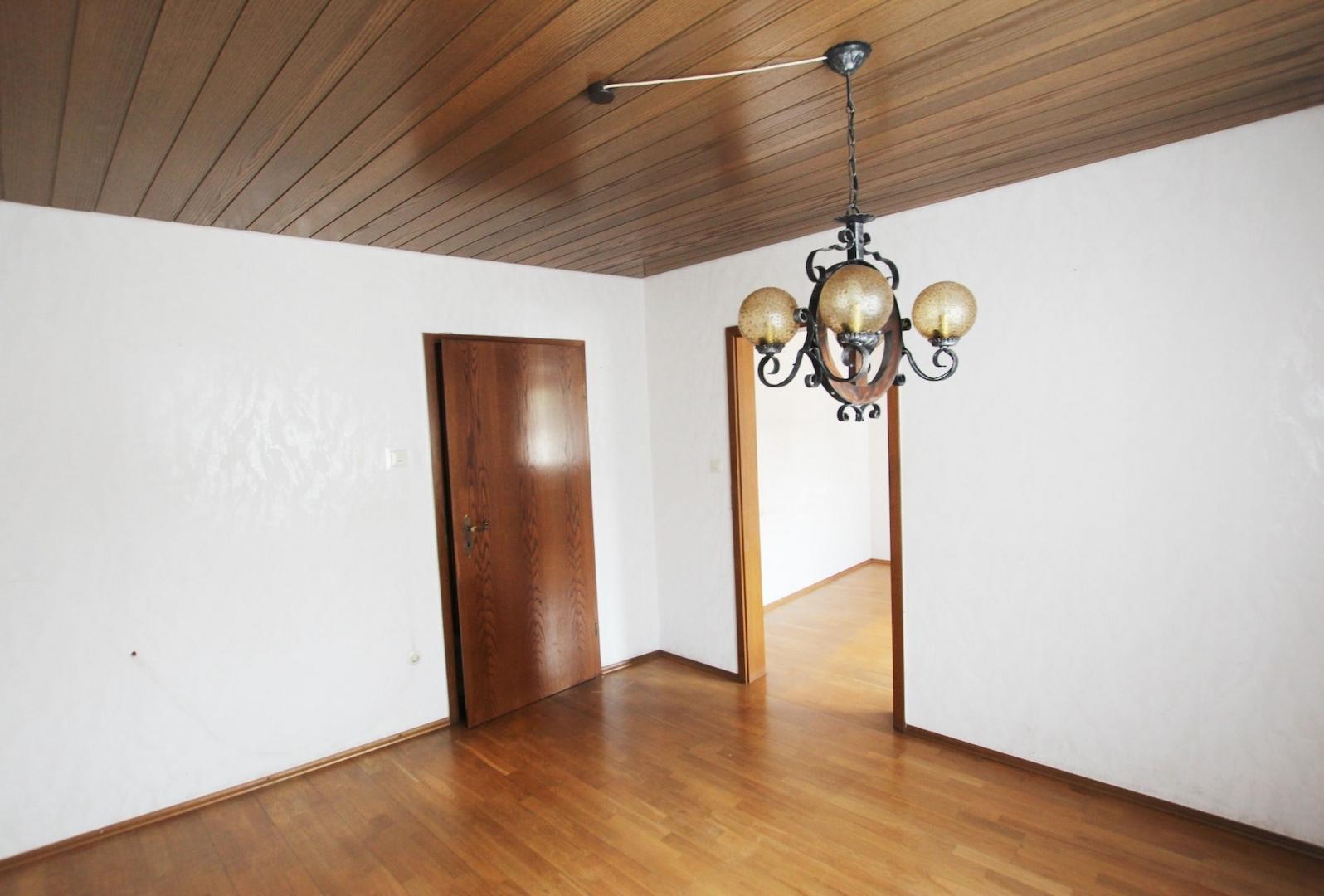 Wohnzimmer im EG
