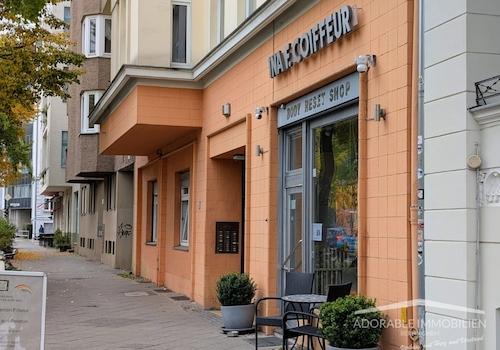 Laden Aussenansicht (1)