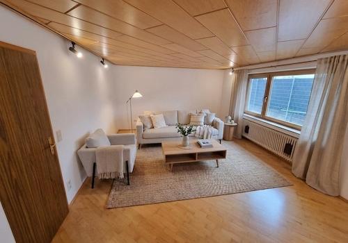 EG Wohnzimmer KI-generiert
