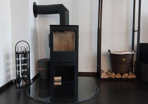 Heizkamin im Wohnzimmer 