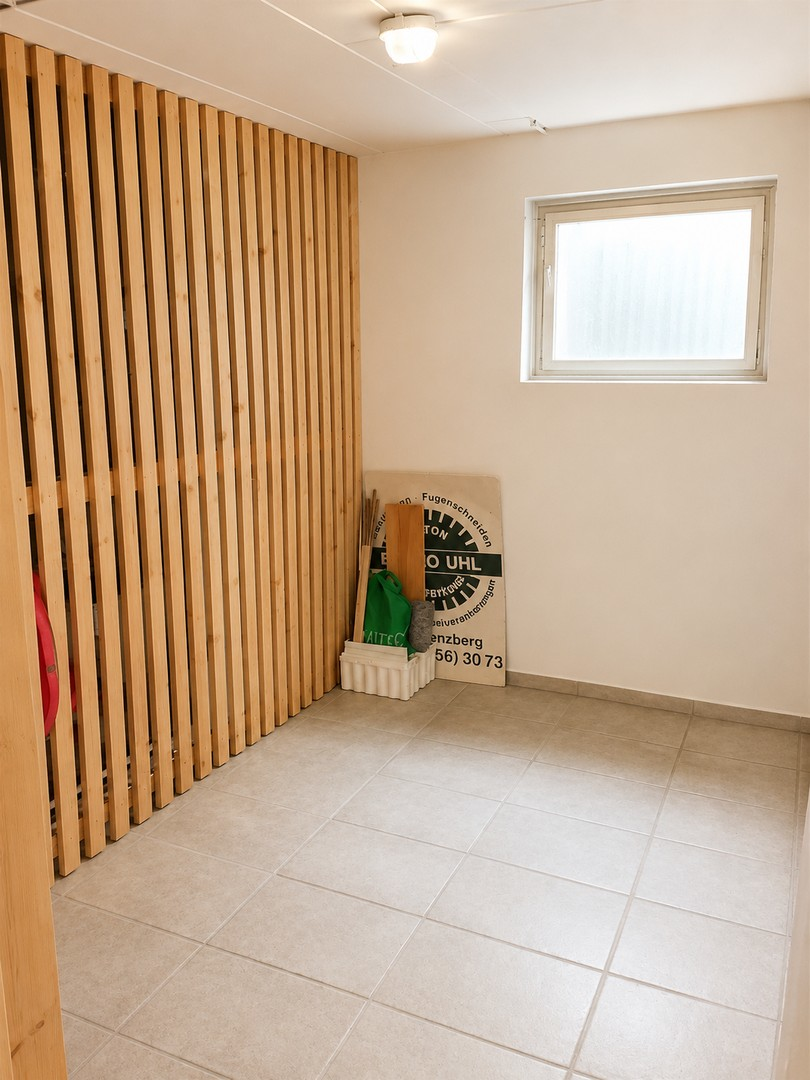 Trockener Keller mit Strom