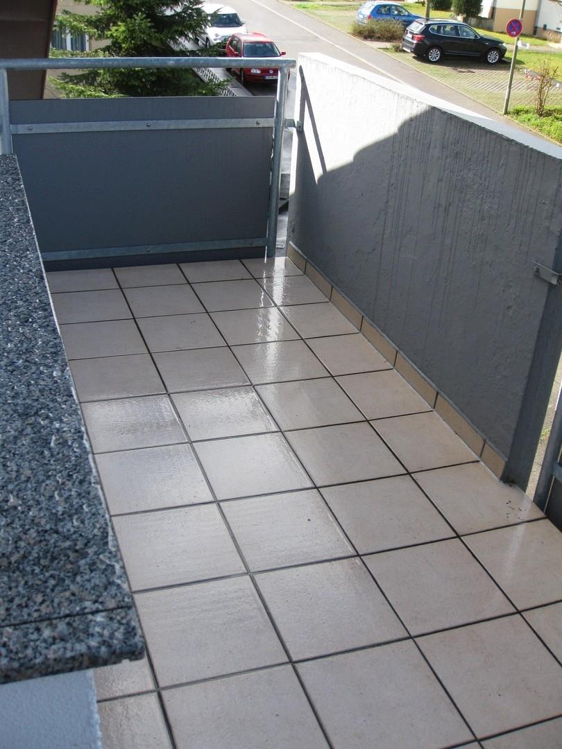 großer Balkon