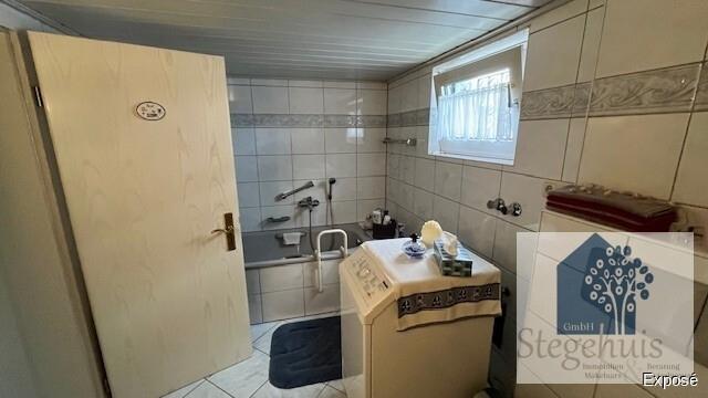 Badezimmer im EG mit Wanne