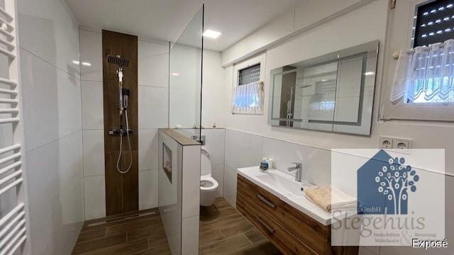 Badezimmer im OG
