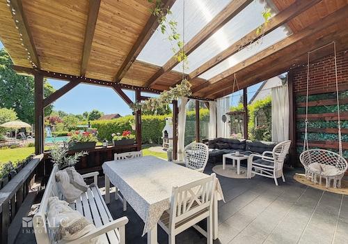 Überdachte Terrasse