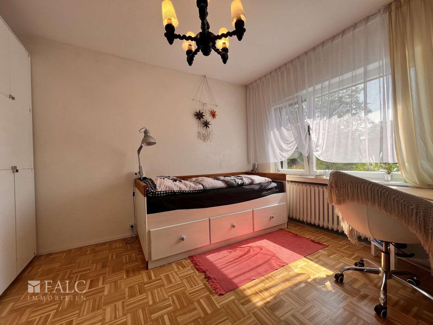 Kinderzimmer EG