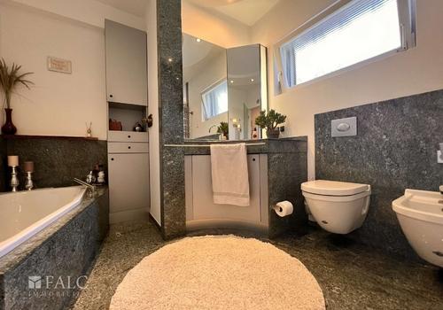 Badezimmer EG
