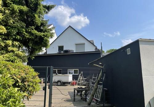 Rückseite vom Garten aus
