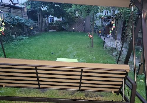 Garten Blick zum Nachbarn