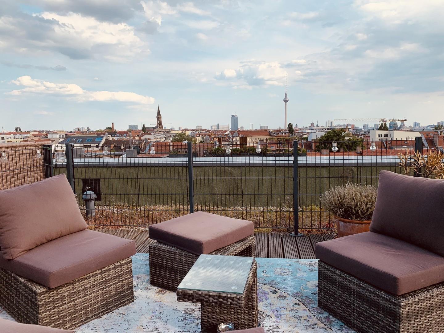 Private Rooftop Terrace Lounge