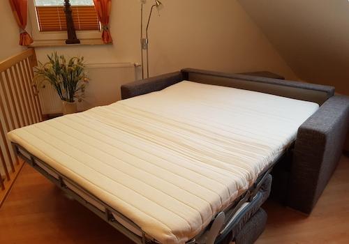 Schlafcouch geöffnet