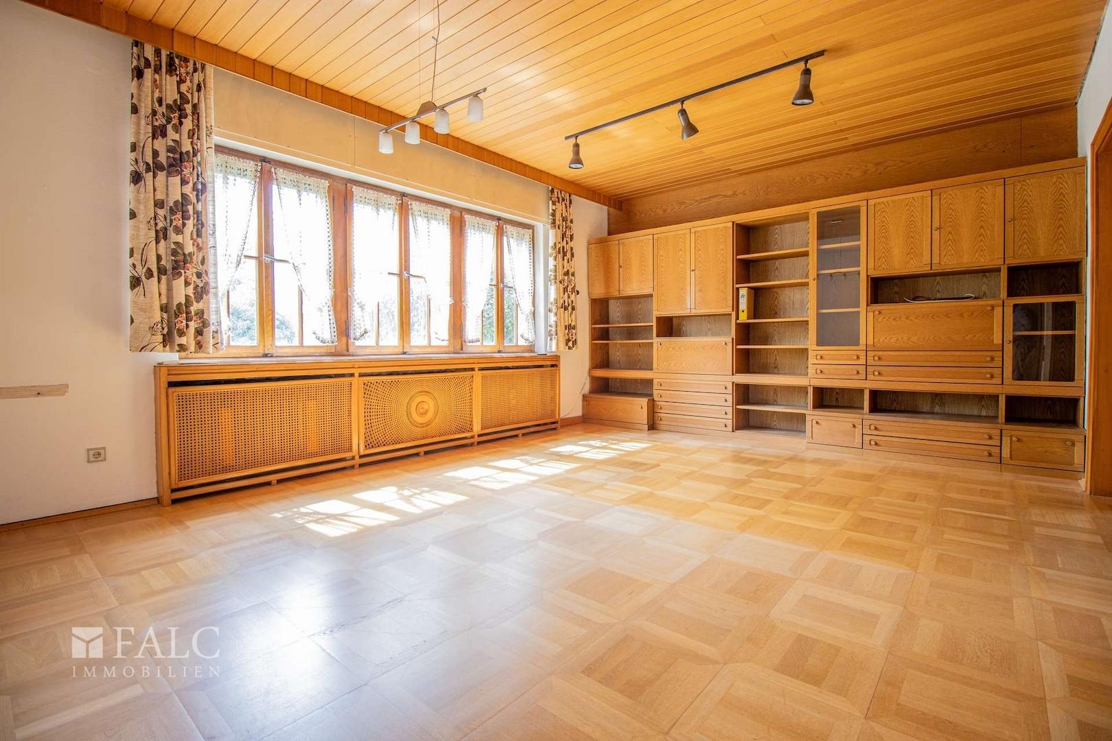 Riesiges Wohnzimmer