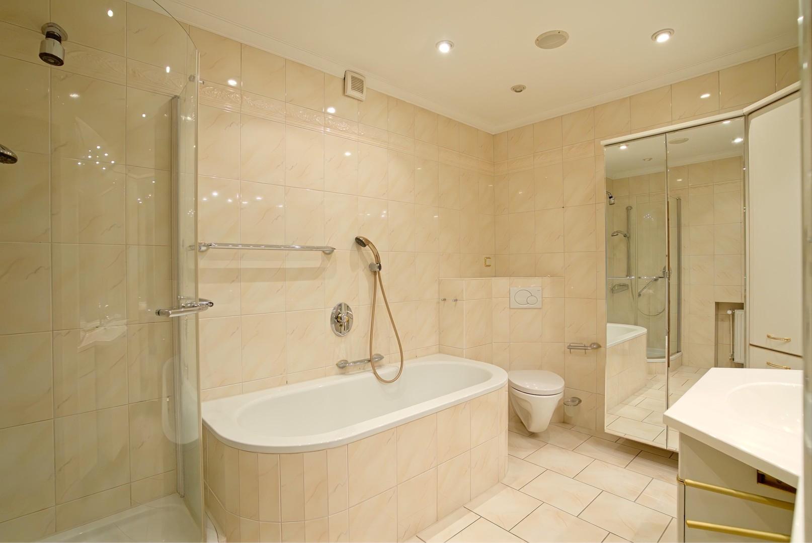 WC, Blick vom Eingang