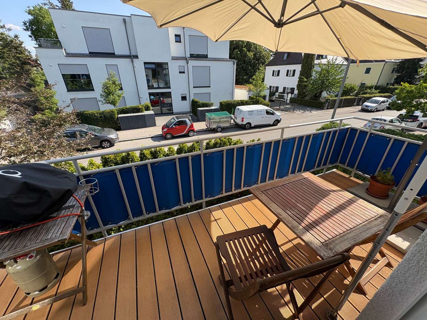 sonniger Balkon