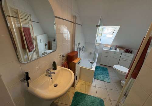 Badezimmer im DG
