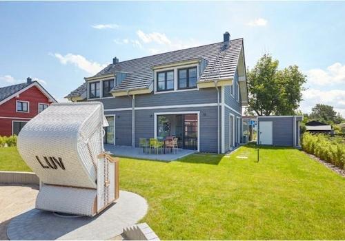 Gartenblick zu Haus & Terrasse