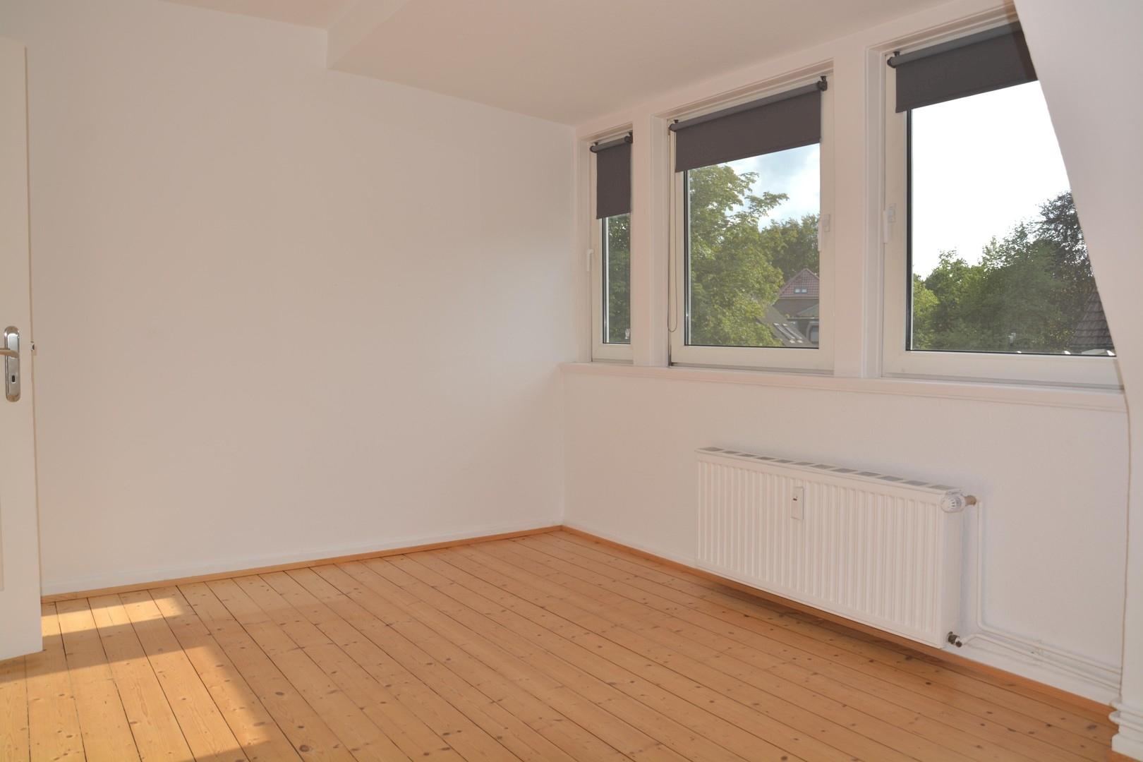 Schlafzimmer mit Fenster